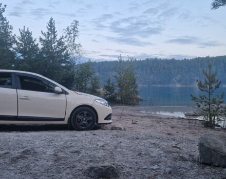 Бежевий Рено Флюенс, об'ємом двигуна 1.6 л та пробігом 220 тис. км за 6700 $, фото 1 на Automoto.ua