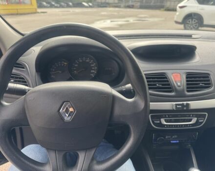 Рено Флюенс 2010 у Кропивницькому (Кіровограді) на Automoto.ua Чорний Рено Флюенс, об'ємом двигуна 1.6 л та пробігом 260 тис. км за 6700 $, фото 17 на Automoto.ua