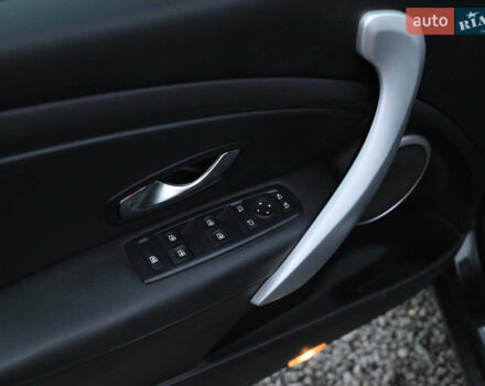 Чорний Рено Флюенс, об'ємом двигуна 1.5 л та пробігом 230 тис. км за 5650 $, фото 5 на Automoto.ua