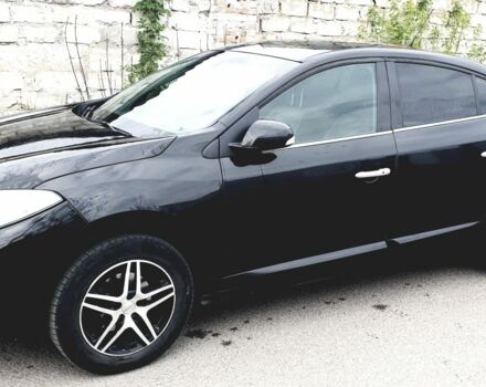 Чорний Рено Флюенс, об'ємом двигуна 2 л та пробігом 195 тис. км за 6400 $, фото 1 на Automoto.ua