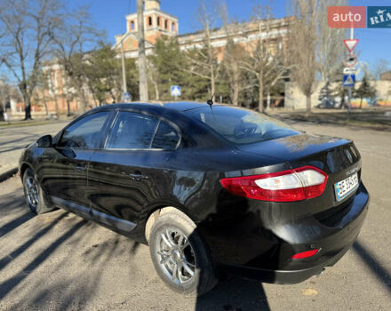 Рено Флюенс 2010 в Николаеве на Automoto.ua Черный Рено Флюенс, объемом двигателя 1.6 л и пробегом 135 тыс. км за 7700 $, фото 4 на Automoto.ua