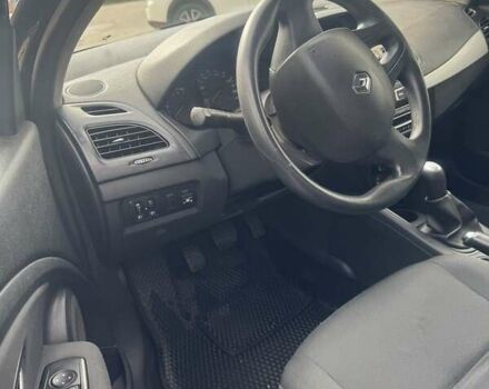 Черный Рено Флюенс, объемом двигателя 1.6 л и пробегом 265 тыс. км за 6600 $, фото 12 на Automoto.ua