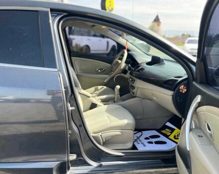 Черный Рено Флюенс, объемом двигателя 1.6 л и пробегом 144 тыс. км за 6500 $, фото 21 на Automoto.ua