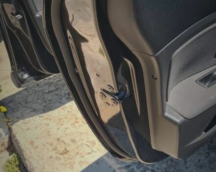 Чорний Рено Флюенс, об'ємом двигуна 1.6 л та пробігом 154 тис. км за 8000 $, фото 7 на Automoto.ua