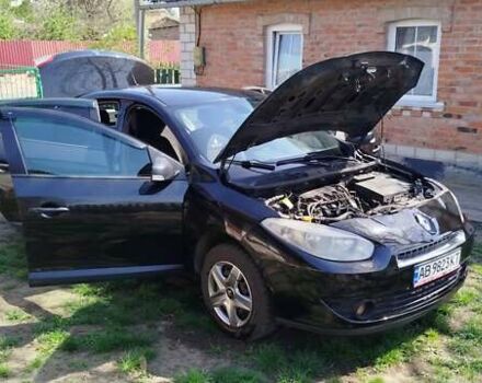 Чорний Рено Флюенс, об'ємом двигуна 1.6 л та пробігом 245 тис. км за 4500 $, фото 1 на Automoto.ua