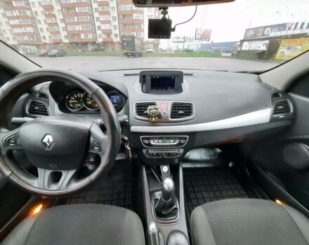 Черный Рено Флюенс, объемом двигателя 1.5 л и пробегом 230 тыс. км за 6299 $, фото 12 на Automoto.ua