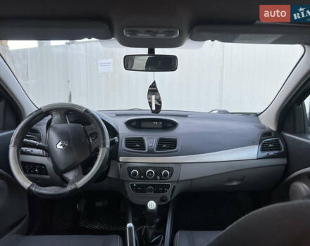 Черный Рено Флюенс, объемом двигателя 1.6 л и пробегом 336 тыс. км за 4250 $, фото 19 на Automoto.ua