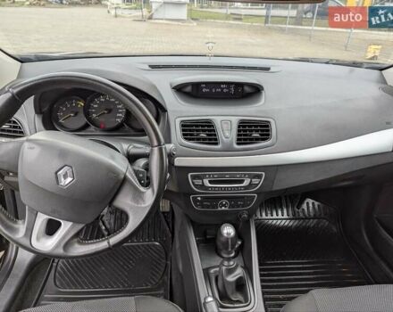 Рено Флюенс 2012 в Иваничи на Automoto.ua Черный Рено Флюенс, объемом двигателя 1.5 л и пробегом 176 тыс. км за 6899 $, фото 30 на Automoto.ua