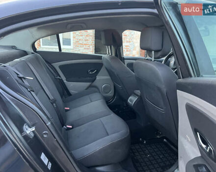 Черный Рено Флюенс, объемом двигателя 1.6 л и пробегом 336 тыс. км за 4250 $, фото 26 на Automoto.ua