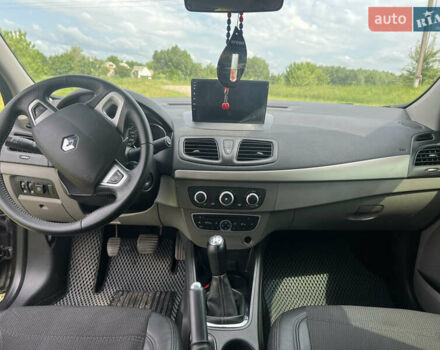 Черный Рено Флюенс, объемом двигателя 1.6 л и пробегом 160 тыс. км за 7500 $, фото 11 на Automoto.ua