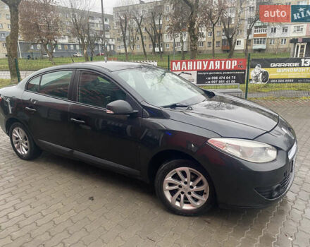 Черный Рено Флюенс, объемом двигателя 1.6 л и пробегом 335 тыс. км за 3650 $, фото 3 на Automoto.ua