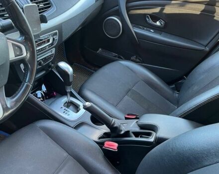 Черный Рено Флюенс, объемом двигателя 2 л и пробегом 154 тыс. км за 7200 $, фото 2 на Automoto.ua