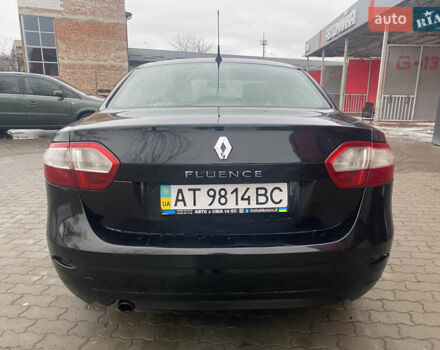 Черный Рено Флюенс, объемом двигателя 1.6 л и пробегом 335 тыс. км за 3650 $, фото 9 на Automoto.ua
