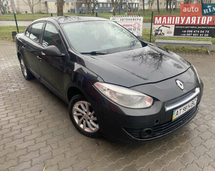 Черный Рено Флюенс, объемом двигателя 1.6 л и пробегом 335 тыс. км за 3650 $, фото 1 на Automoto.ua