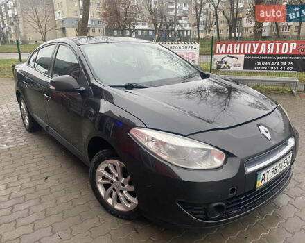 Черный Рено Флюенс, объемом двигателя 1.6 л и пробегом 335 тыс. км за 3650 $, фото 2 на Automoto.ua