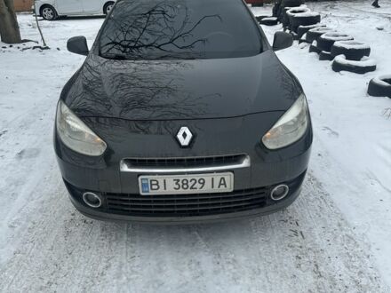 Черный Рено Флюенс, объемом двигателя 1.5 л и пробегом 344 тыс. км за 5950 $, фото 1 на Automoto.ua