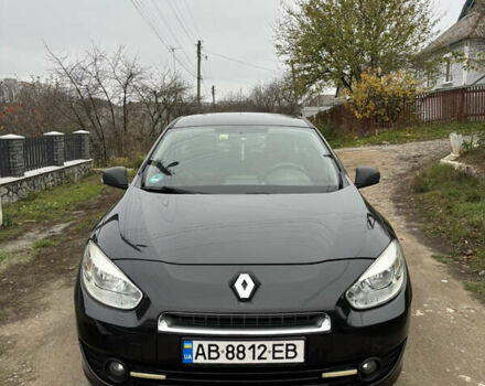 Черный Рено Флюенс, объемом двигателя 1.6 л и пробегом 195 тыс. км за 6800 $, фото 1 на Automoto.ua