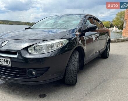 Черный Рено Флюенс, объемом двигателя 1.6 л и пробегом 267 тыс. км за 5700 $, фото 1 на Automoto.ua