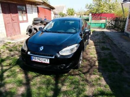 Черный Рено Флюенс, объемом двигателя 1.6 л и пробегом 245 тыс. км за 4500 $, фото 1 на Automoto.ua