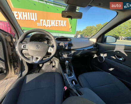 Коричневый Рено Флюенс, объемом двигателя 1.46 л и пробегом 207 тыс. км за 6800 $, фото 12 на Automoto.ua