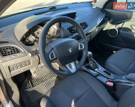 Коричневый Рено Флюенс, объемом двигателя 1.46 л и пробегом 207 тыс. км за 6800 $, фото 13 на Automoto.ua