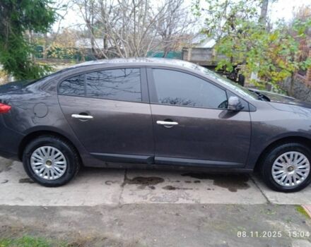 Коричневый Рено Флюенс, объемом двигателя 1.5 л и пробегом 240 тыс. км за 8000 $, фото 1 на Automoto.ua