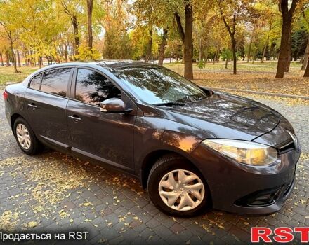 Коричневый Рено Флюенс, объемом двигателя 1.6 л и пробегом 25500 тыс. км за 6450 $, фото 1 на Automoto.ua