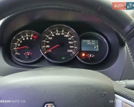 Червоний Рено Флюенс, об'ємом двигуна 1.6 л та пробігом 255 тис. км за 7400 $, фото 18 на Automoto.ua