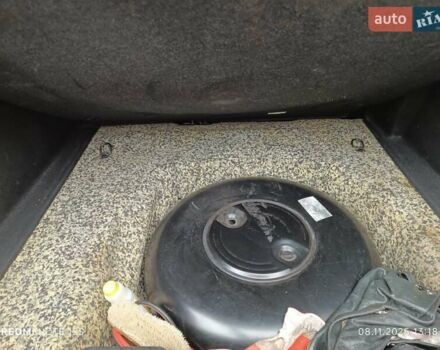 Червоний Рено Флюенс, об'ємом двигуна 1.6 л та пробігом 255 тис. км за 7400 $, фото 4 на Automoto.ua