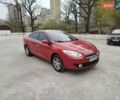 Красный Рено Флюенс, объемом двигателя 2 л и пробегом 180 тыс. км за 7500 $, фото 6 на Automoto.ua