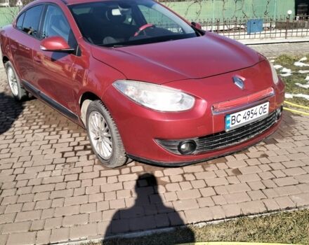 Красный Рено Флюенс, объемом двигателя 1.5 л и пробегом 220 тыс. км за 5500 $, фото 1 на Automoto.ua