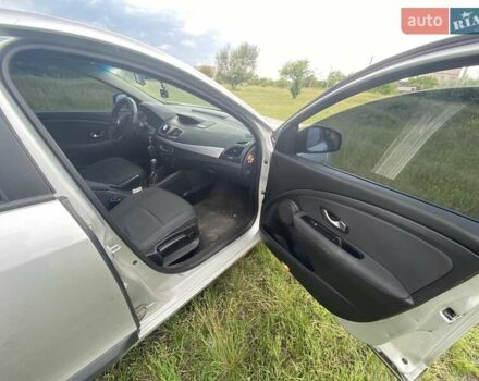 Рено Флюенс, об'ємом двигуна 1.6 л та пробігом 213 тис. км за 5700 $, фото 15 на Automoto.ua