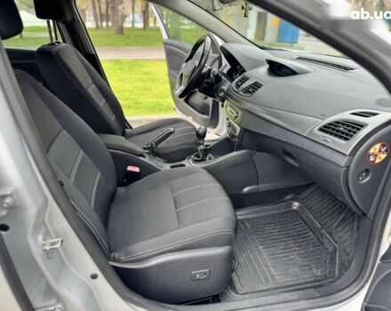 Рено Флюенс, объемом двигателя 1.5 л и пробегом 226 тыс. км за 6500 $, фото 23 на Automoto.ua