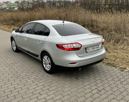 Рено Флюенс, объемом двигателя 2 л и пробегом 198 тыс. км за 7900 $, фото 6 на Automoto.ua