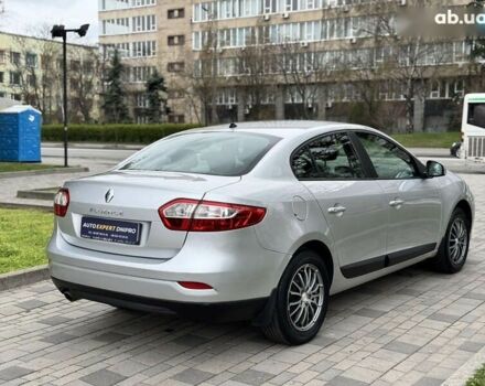 Рено Флюенс, объемом двигателя 1.5 л и пробегом 226 тыс. км за 6500 $, фото 7 на Automoto.ua