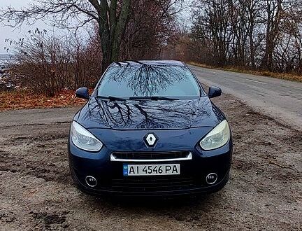 Рено Флюенс 2010 в Белой Церкве на Automoto.ua Рено Флюенс, объемом двигателя 1.5 л и пробегом 295 тыс. км за 5200 $, фото 1 на Automoto.ua