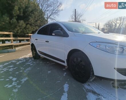 Рено Флюенс, объемом двигателя 1.6 л и пробегом 154 тыс. км за 6500 $, фото 1 на Automoto.ua
