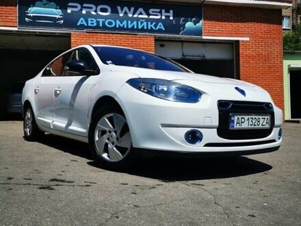 Рено Флюенс 2011 в Запорожье на Automoto.ua Рено Флюенс, объемом двигателя 0 л и пробегом 99 тыс. км за 7500 $, фото 1 на Automoto.ua