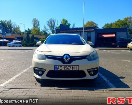 Рено Флюенс, об'ємом двигуна 2 л та пробігом 125 тис. км за 8000 $, фото 1 на Automoto.ua