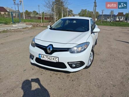 Рено Флюенс 2015 у Овруче на Automoto.ua Рено Флюенс, об'ємом двигуна 1.6 л та пробігом 211 тис. км за 8800 $, фото 1 на Automoto.ua