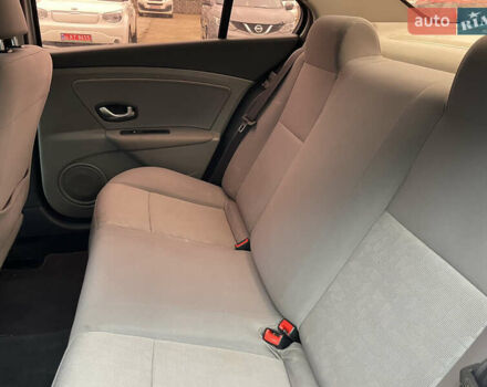 Сірий Рено Флюенс, об'ємом двигуна 1.6 л та пробігом 177 тис. км за 5950 $, фото 22 на Automoto.ua