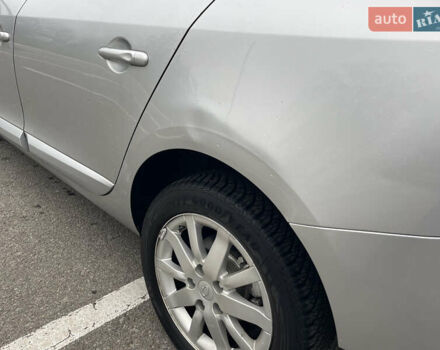 Сірий Рено Флюенс, об'ємом двигуна 1.6 л та пробігом 177 тис. км за 5950 $, фото 12 на Automoto.ua