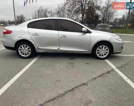 Сірий Рено Флюенс, об'ємом двигуна 1.6 л та пробігом 177 тис. км за 5950 $, фото 4 на Automoto.ua