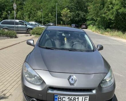 Сірий Рено Флюенс, об'ємом двигуна 1.6 л та пробігом 277 тис. км за 5600 $, фото 1 на Automoto.ua
