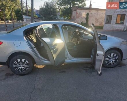 Сірий Рено Флюенс, об'ємом двигуна 1.6 л та пробігом 225 тис. км за 6100 $, фото 12 на Automoto.ua
