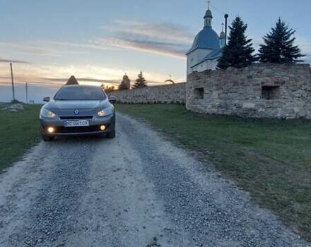 Сірий Рено Флюенс, об'ємом двигуна 1.5 л та пробігом 370 тис. км за 6550 $, фото 4 на Automoto.ua