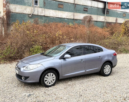 Серый Рено Флюенс, объемом двигателя 1.5 л и пробегом 212 тыс. км за 5950 $, фото 8 на Automoto.ua