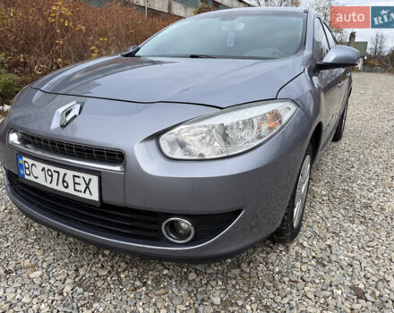 Серый Рено Флюенс, объемом двигателя 1.5 л и пробегом 212 тыс. км за 5950 $, фото 6 на Automoto.ua