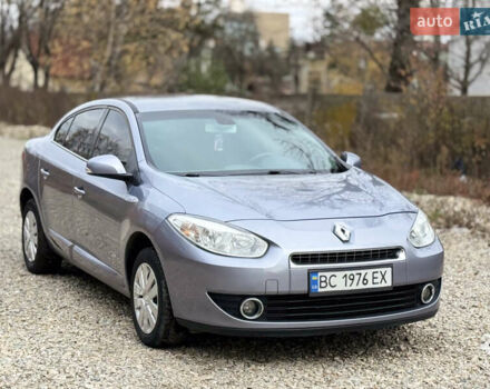 Серый Рено Флюенс, объемом двигателя 1.5 л и пробегом 212 тыс. км за 5950 $, фото 2 на Automoto.ua