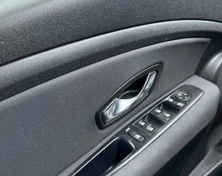 Серый Рено Флюенс, объемом двигателя 1.46 л и пробегом 195 тыс. км за 5400 $, фото 3 на Automoto.ua